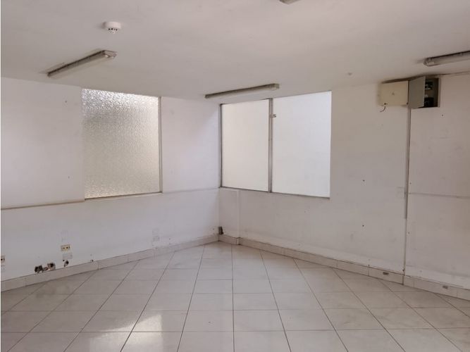 Bodega en arriendo en El Poblado, Medellín, 230 m² · foto 7 de 12