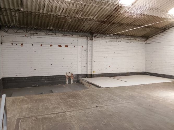 Bodega en arriendo en El Poblado, Medellín, 230 m² · foto 12 de 12