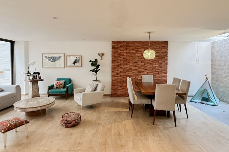 Casa de 3 alcobas en venta en Santa Ana Oriental, Bogotá, 151 m² · foto 2 de 24