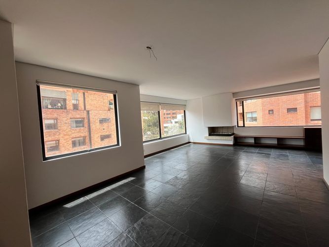 Apartamento de 1 alcoba en arriendo en Los Rosales, Bogotá, 110 m² · foto 3 de 15