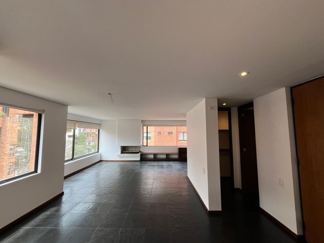 Apartamento de 1 alcoba en arriendo en Los Rosales, Bogotá, 110 m² · foto 4 de 15