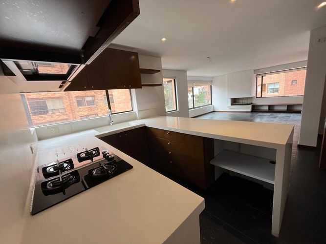 Apartamento de 1 alcoba en arriendo en Los Rosales, Bogotá, 110 m² · foto 15 de 15