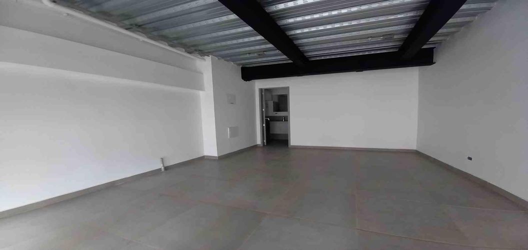 Local en arriendo en El Campin, Manizales, 24 m² · foto 3 de 17