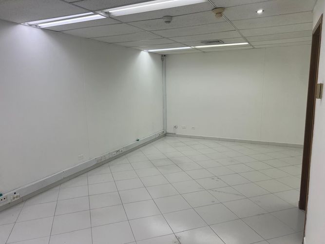 Oficina en arriendo en El Poblado, Medellín, 65 m² · foto 16 de 18