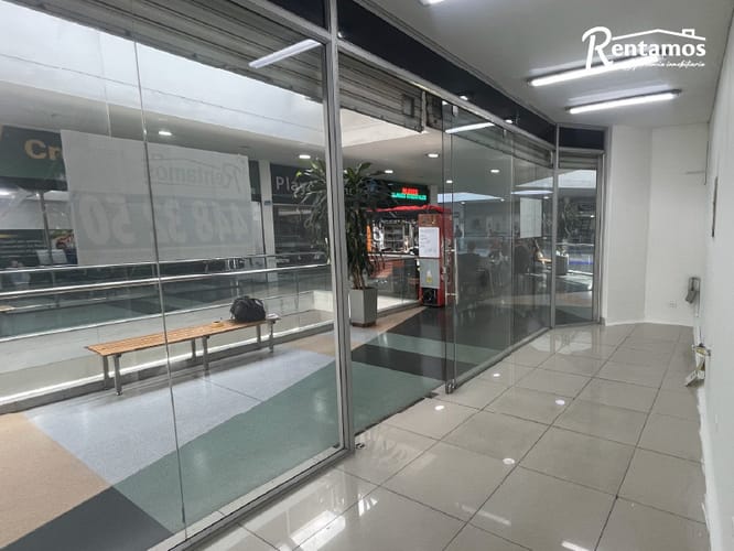 Local en venta en La Candelaria, Medellín, 16 m² · foto 6 de 16