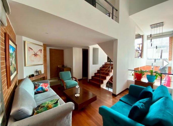 Casa en venta en El Contador, Bogotá · foto 2 de 22