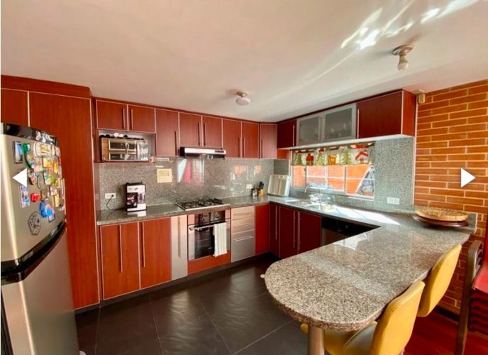 Casa en venta en El Contador, Bogotá · foto 8 de 22