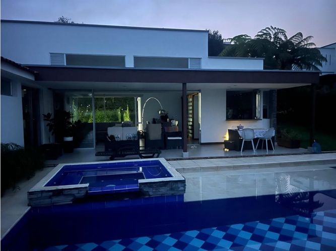 Casa de 3 alcobas en venta en La Yé, Armenia, 195 m² · foto 4 de 24