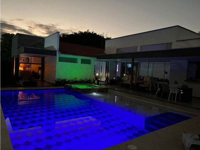 Casa de 3 alcobas en venta en La Yé, Armenia, 195 m² · foto 5 de 24