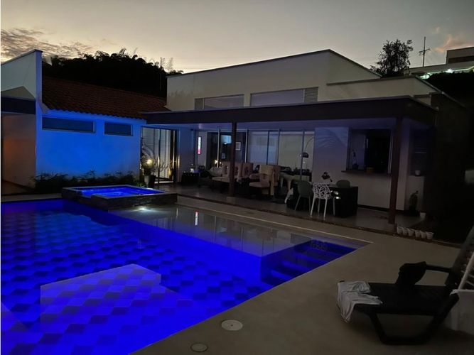 Casa de 3 alcobas en venta en La Yé, Armenia, 195 m² · foto 6 de 24