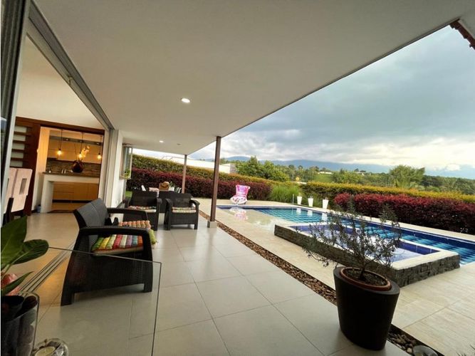 Casa de 3 alcobas en venta en La Yé, Armenia, 195 m² · foto 14 de 24
