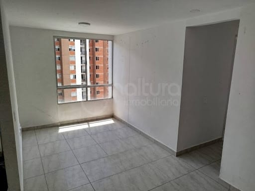 Apartamento de 2 alcobas en venta en Potrerito, Bello, 50 m² · foto 2 de 7