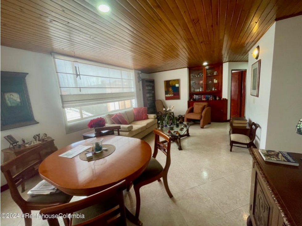 Apartamento en venta en Villa Magdala, Bogotá · foto 5 de 16