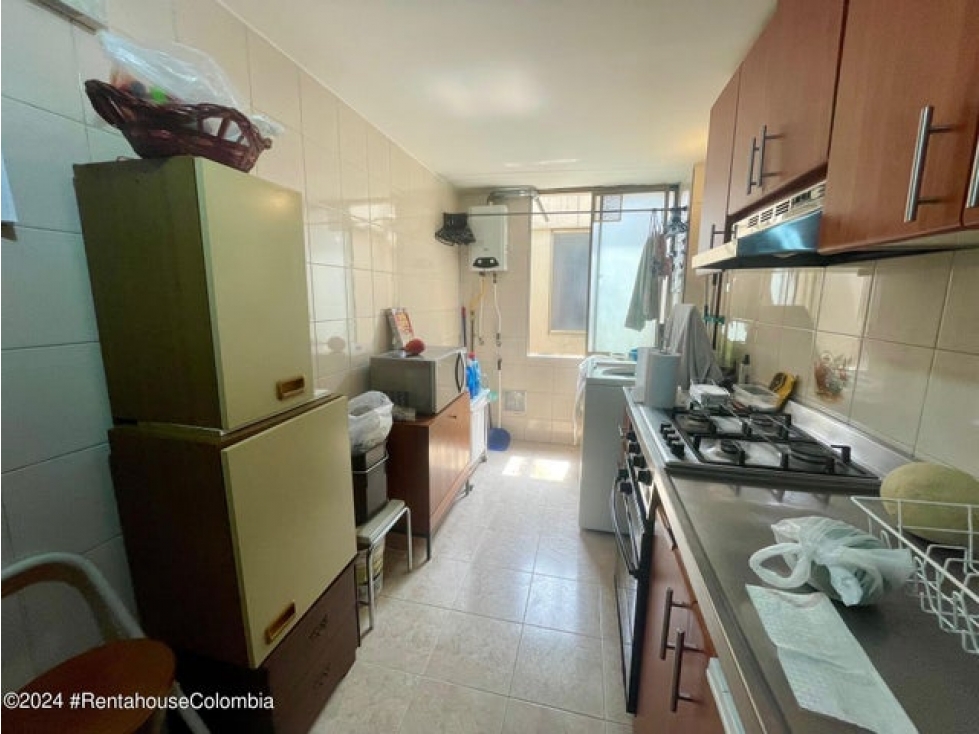 Apartamento en venta en Villa Magdala, Bogotá · foto 9 de 16
