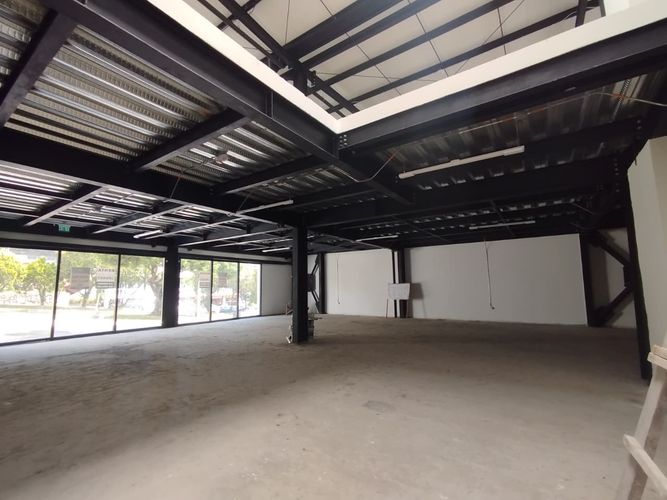 Local en arriendo en Pinares, Pereira, 233 m² · foto 2 de 4
