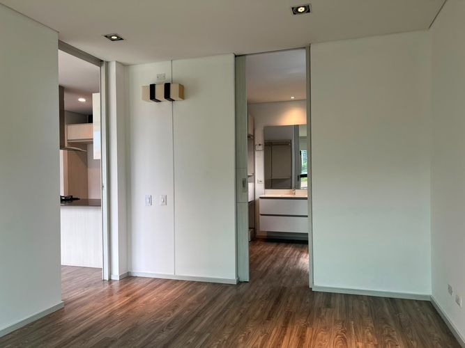 Apartamento de 2 alcobas en arriendo en El Poblado, Medellín, 90 m² · foto 10 de 12