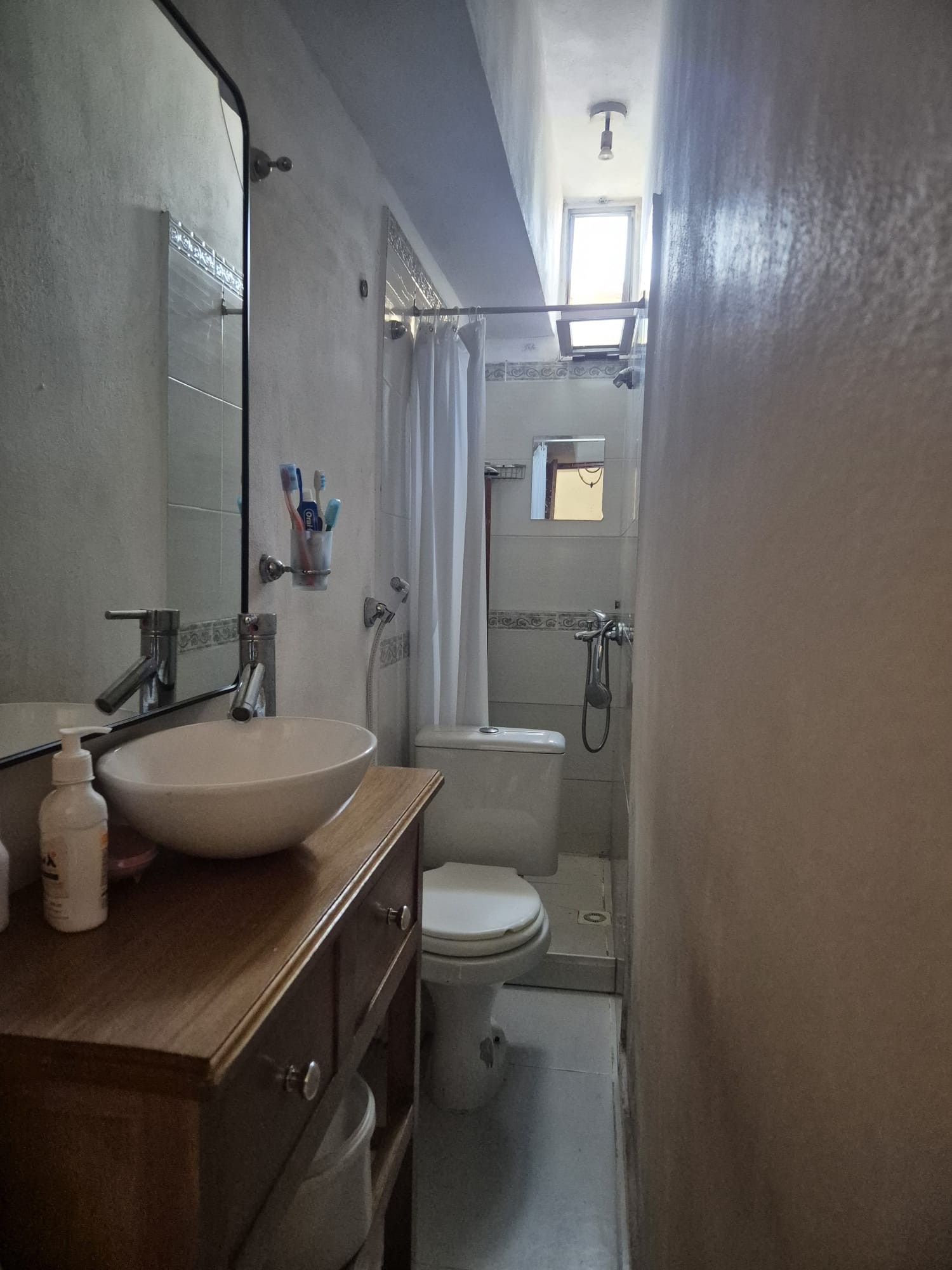 ALQUILER ANUAL MONOAMBIENTE A PASOS DE LA ESCUELA 2316PP · Foto 7