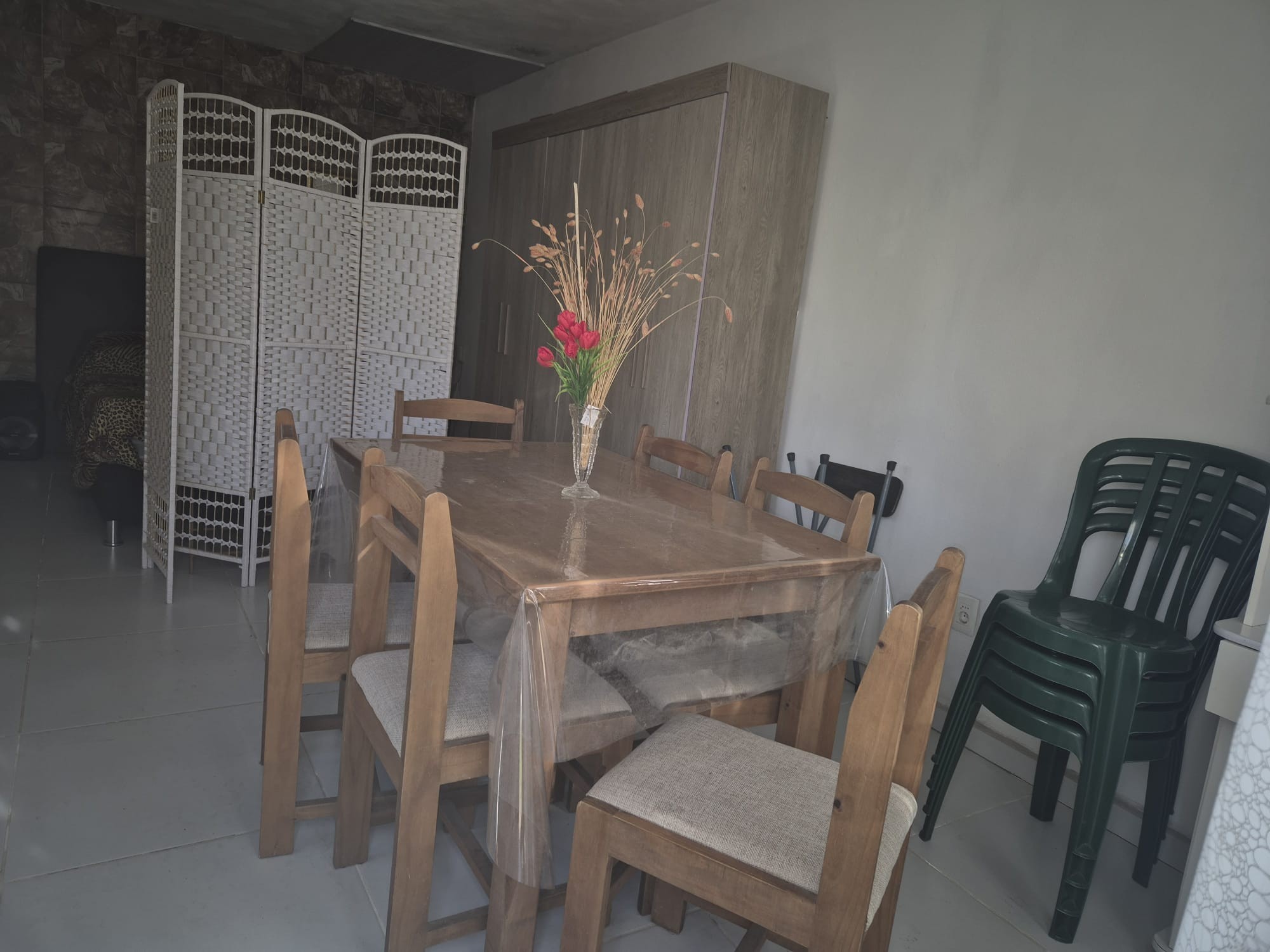 ALQUILER ANUAL MONOAMBIENTE A PASOS DE LA ESCUELA 2316PP · Foto 4