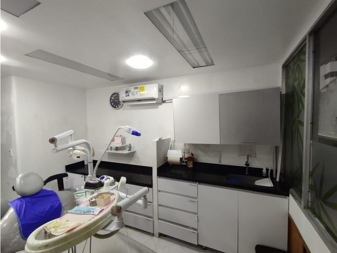 Consultorio en venta en Villa Nueva, Medellín, 31 m² · foto 11 de 24