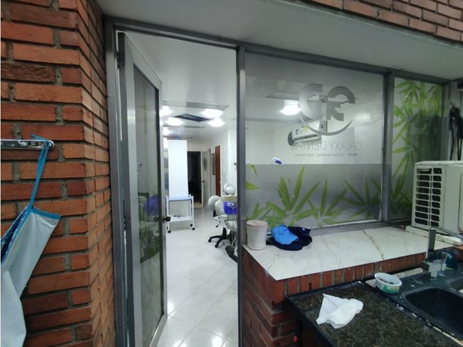 Consultorio en venta en Villa Nueva, Medellín, 31 m² · foto 22 de 24