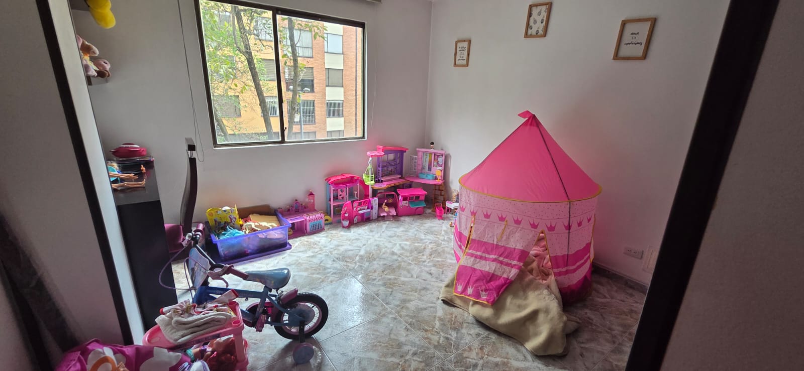 Apartamento en venta en Ciudad Salitre Occidental, Bogotá · foto 8 de 18
