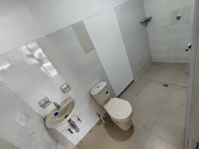 Local en arriendo en Rionegro, 45 m² · foto 2 de 11