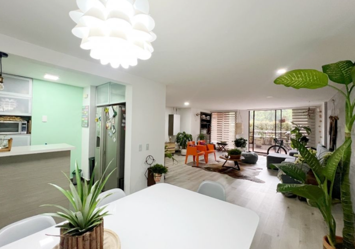 Apartamento en venta en El Campestre, Medellín · foto 2 de 16
