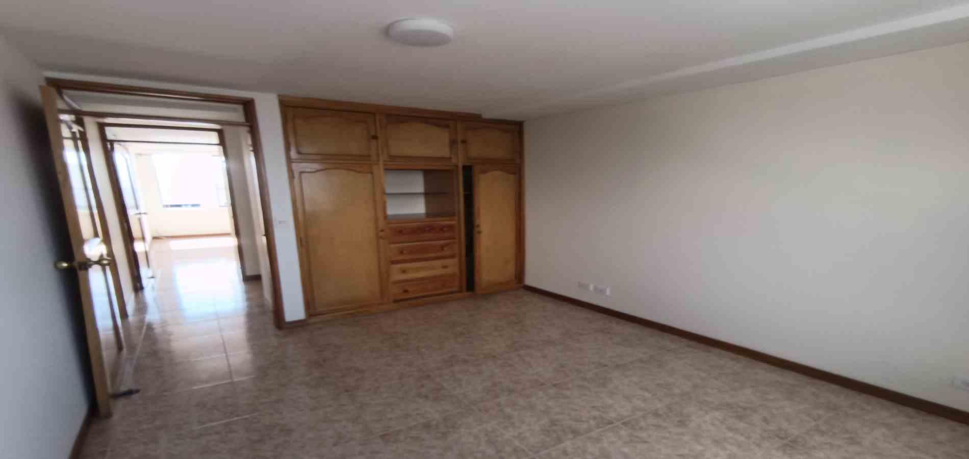 Apartamento en venta en Chipre, Manizales · foto 12 de 24