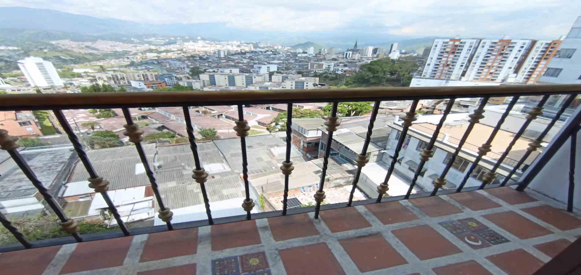Apartamento en venta en Chipre, Manizales · foto 14 de 24