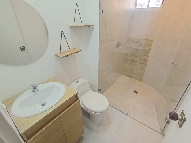 Apartamento de 3 alcobas en arriendo en Laureles, Medellín, 100 m² · foto 14 de 16