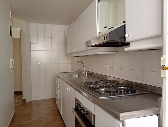 Apartamento de 3 alcobas en arriendo en Laureles, Medellín, 100 m² · foto 7 de 16