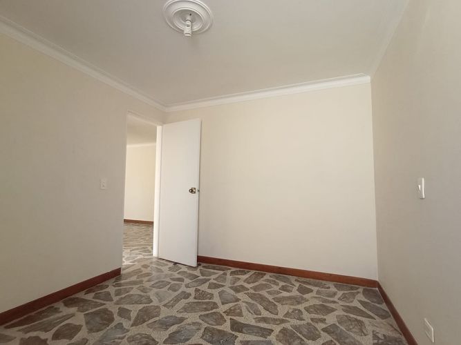 Apartamento de 3 alcobas en arriendo en Laureles, Medellín, 100 m² · foto 2 de 16