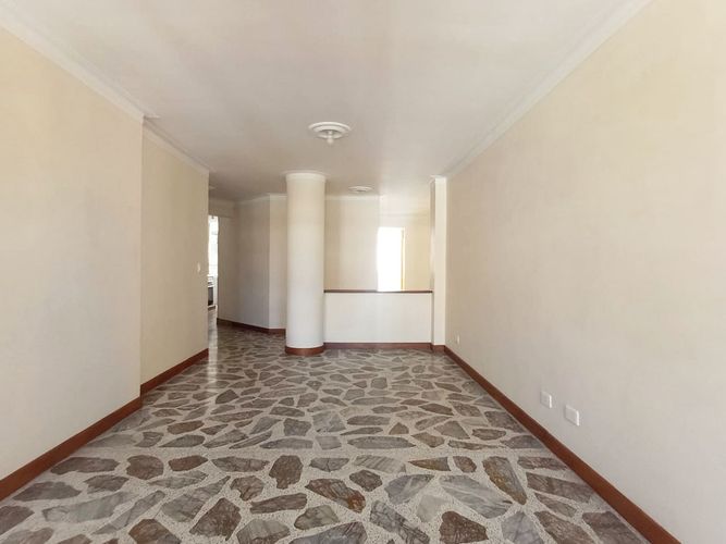 Apartamento de 3 alcobas en arriendo en Laureles, Medellín, 100 m² · foto 3 de 16