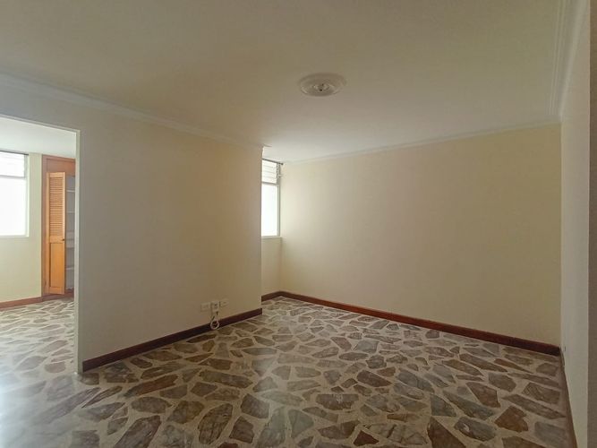 Apartamento de 3 alcobas en arriendo en Laureles, Medellín, 100 m² · foto 4 de 16