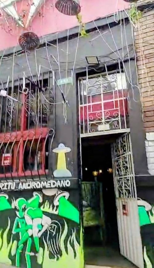 Casa de 8 alcobas en venta en Las Aguas, Bogotá, 285 m² · foto 2 de 20