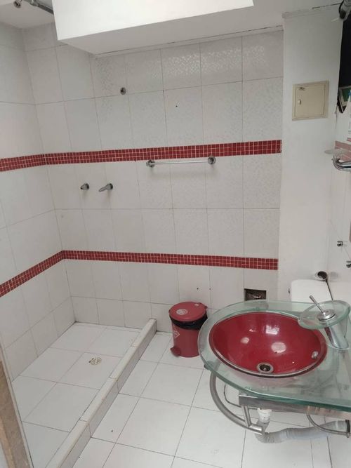 Casa de 8 alcobas en venta en Las Aguas, Bogotá, 285 m² · foto 19 de 20