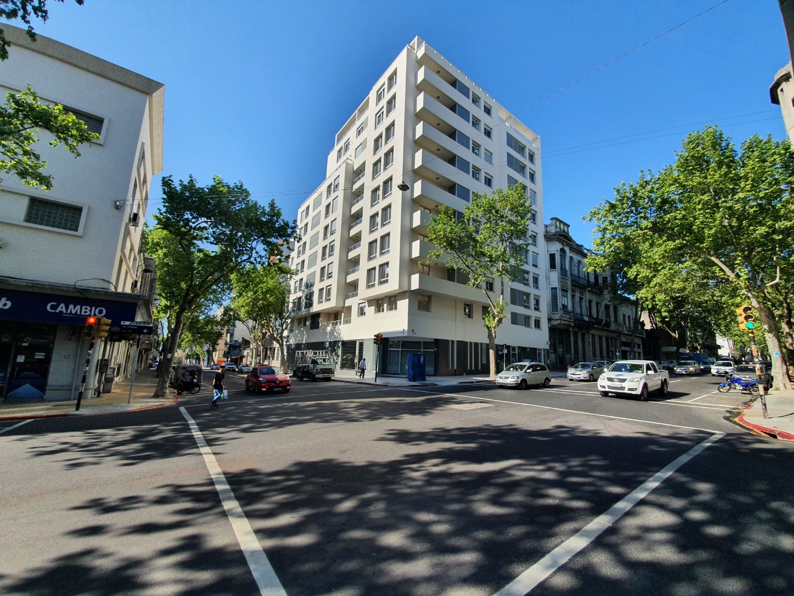 Apartamento En Alquiler, 1 Dormitorio, Centro, Con Garage