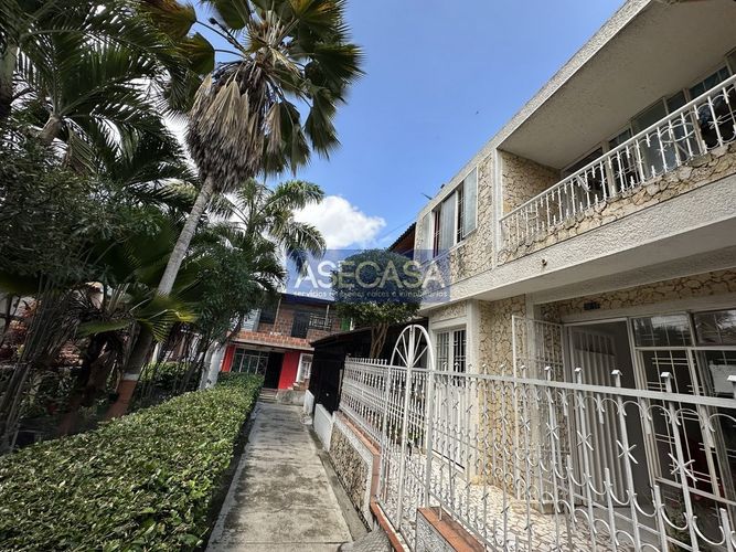 Casa de 4 alcobas en venta en Mirador De Arenales, Girón, 90 m² · foto 3 de 19