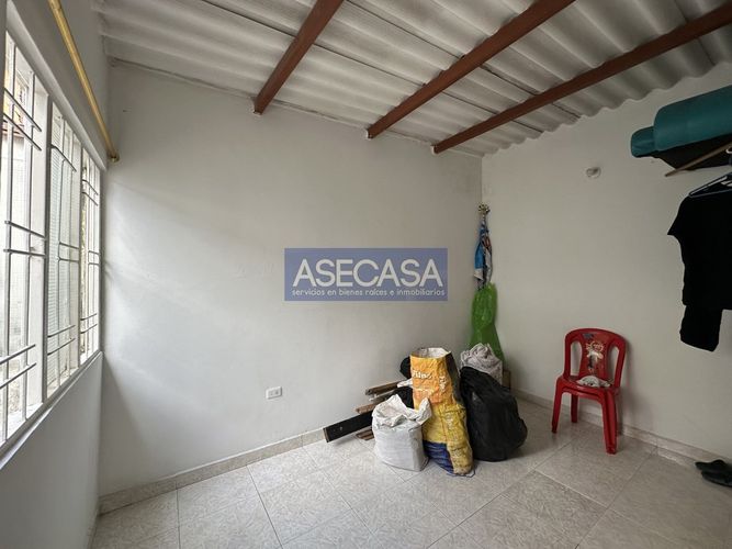 Casa de 4 alcobas en venta en Mirador De Arenales, Girón, 90 m² · foto 11 de 19
