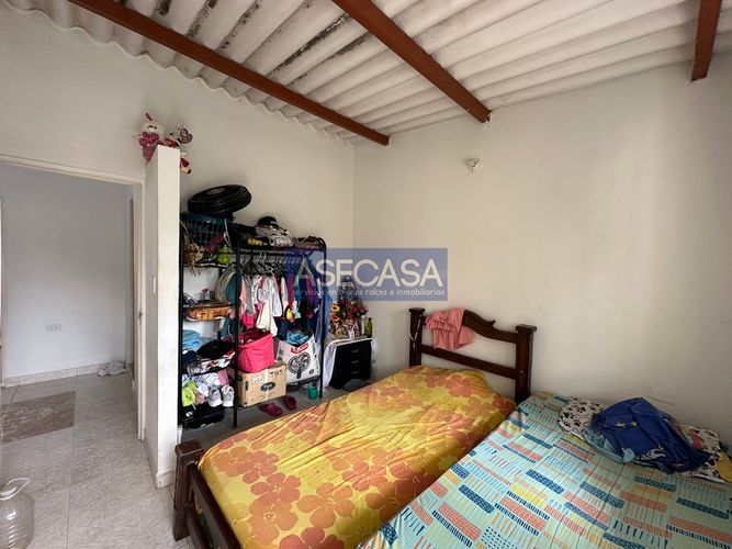 Casa de 4 alcobas en venta en Mirador De Arenales, Girón, 90 m² · foto 15 de 19