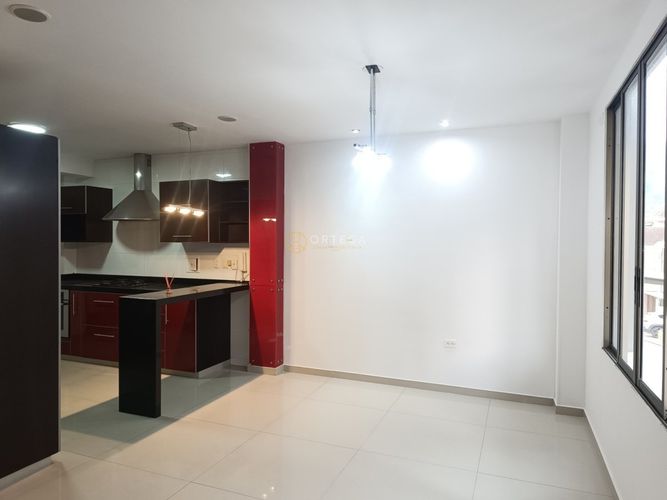 Casa de 3 alcobas en venta en Lagos Del Cacique, Bucaramanga, 340 m² · foto 4 de 24