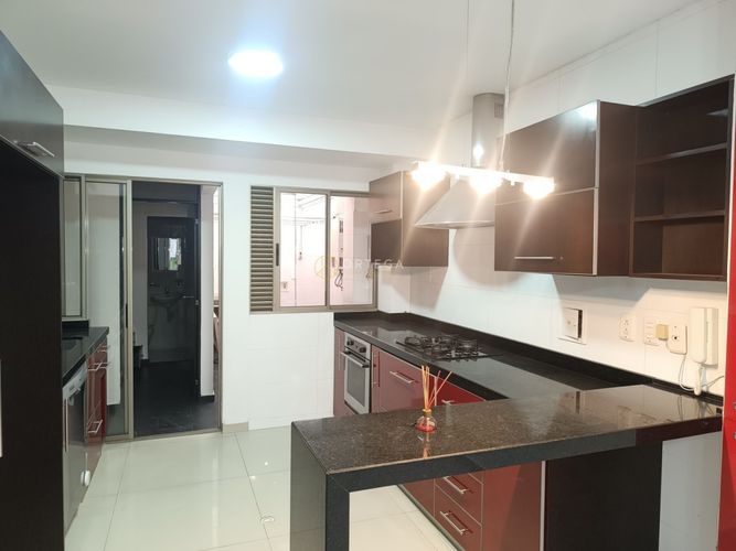 Casa de 3 alcobas en venta en Lagos Del Cacique, Bucaramanga, 340 m² · foto 5 de 24
