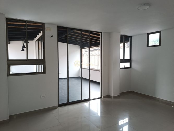 Casa de 3 alcobas en venta en Lagos Del Cacique, Bucaramanga, 340 m² · foto 16 de 24
