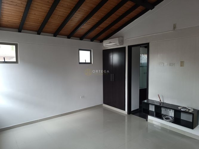 Casa de 3 alcobas en venta en Lagos Del Cacique, Bucaramanga, 340 m² · foto 21 de 24