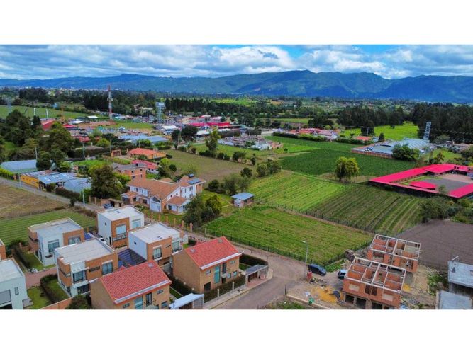 Lote en venta en La Moya, Cota, 3454 m² · foto 5 de 5