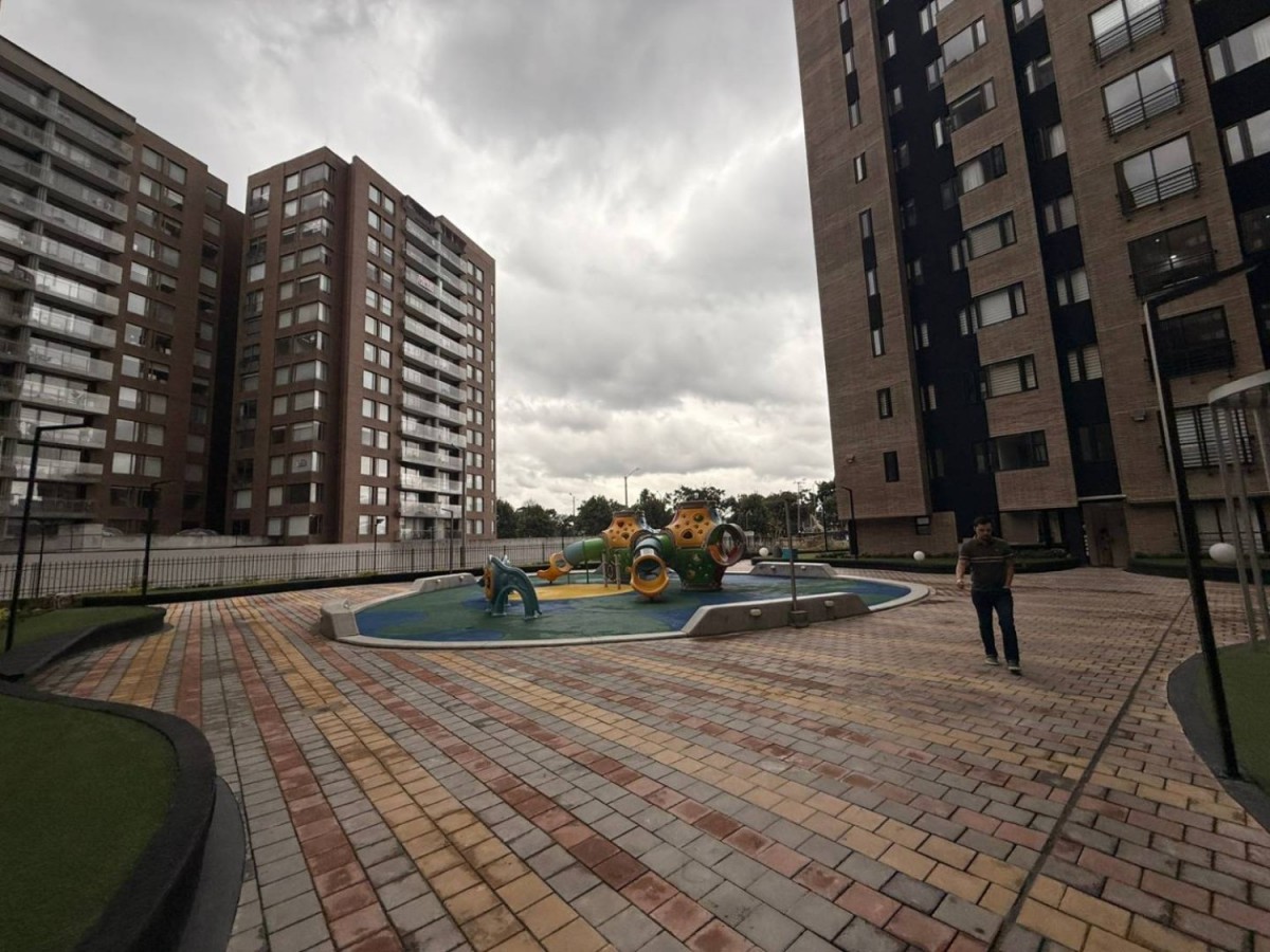Apartamento en venta en Ciudad Salitre, Bogotá · foto 18 de 21