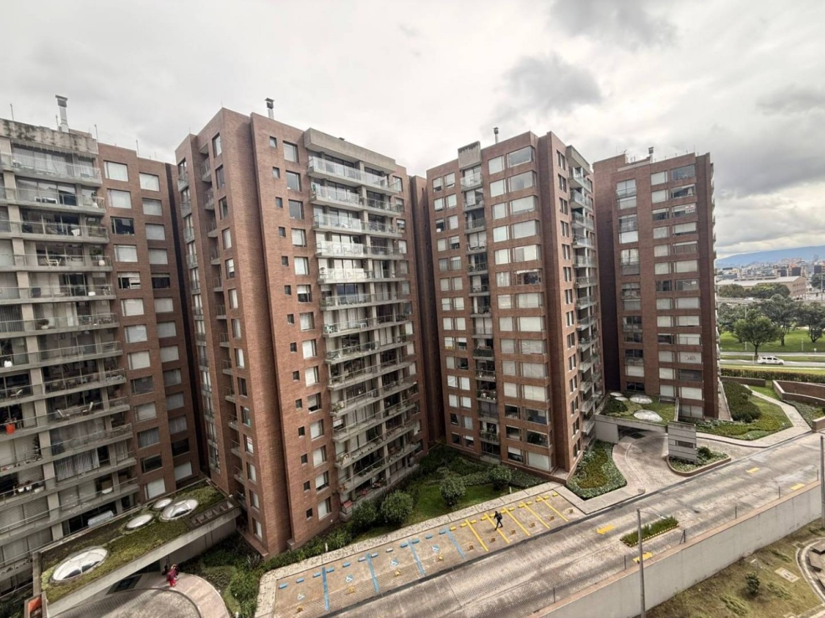 Apartamento en venta en Ciudad Salitre, Bogotá · foto 19 de 21