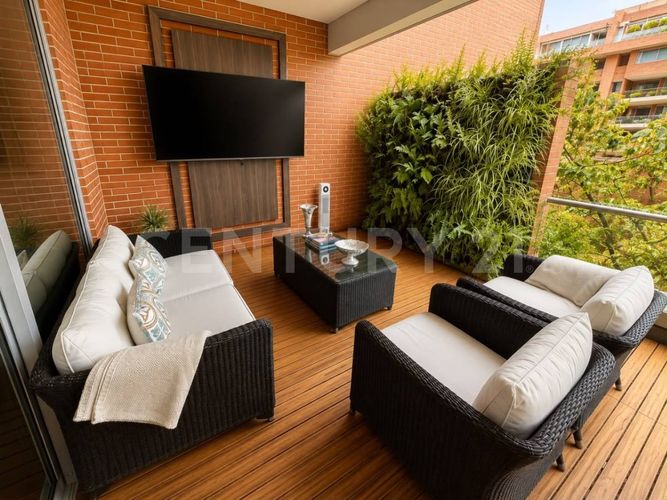 Apartamento de 4 alcobas en venta en Los Rosales, Bogotá, 418 m² · foto 17 de 19