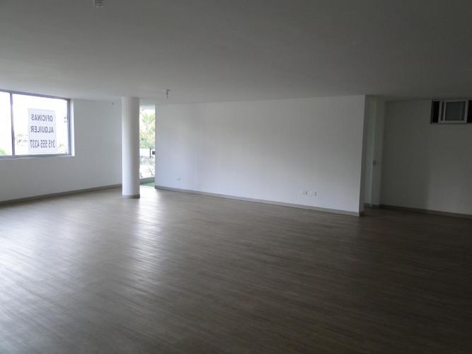 Edificio en venta en Santa Rosa, Cali, 1165 m² · foto 5 de 13
