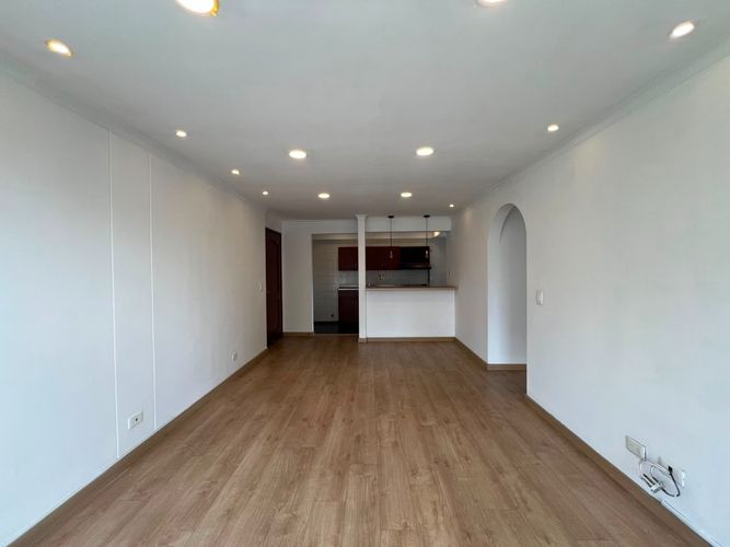 Apartamento de 2 alcobas en arriendo en El Poblado, Medellín, 82 m² · foto 7 de 16